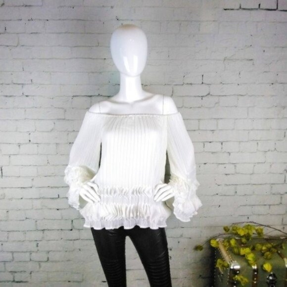 Line + Dot Off The Shoulder Pleated Top Cream Medium - Picture 8 of 8